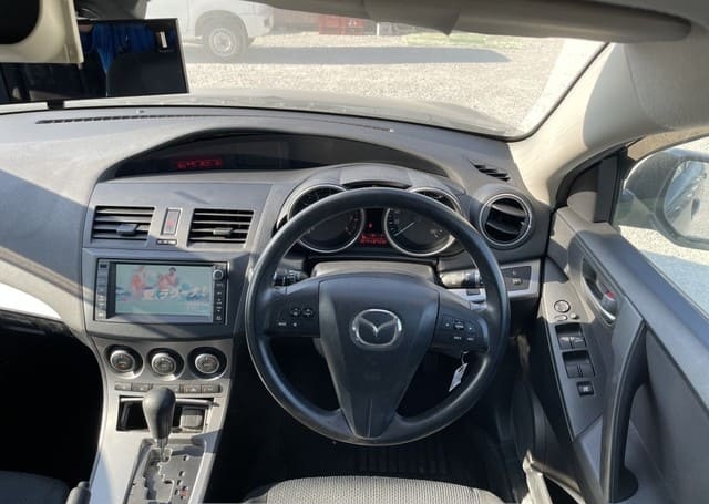 Mazda Axela Sport 2011