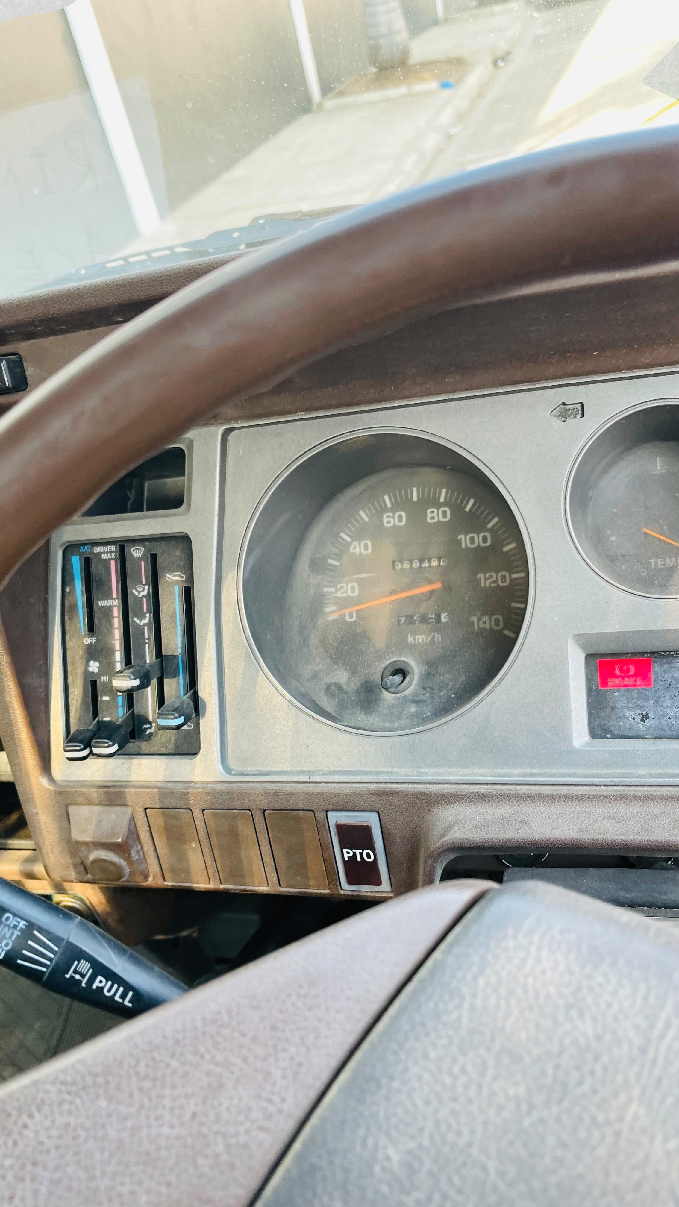 TOYOTA DYNA